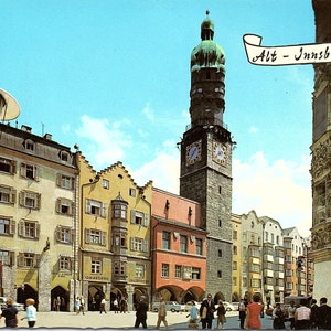 VTG Carte postale non postée Centre alpin Tyrol Herzog Friedrich Strasse Maisons de ville médiévales avec ancien hôtel de ville Tour de ville Innsbruck Autriche AT