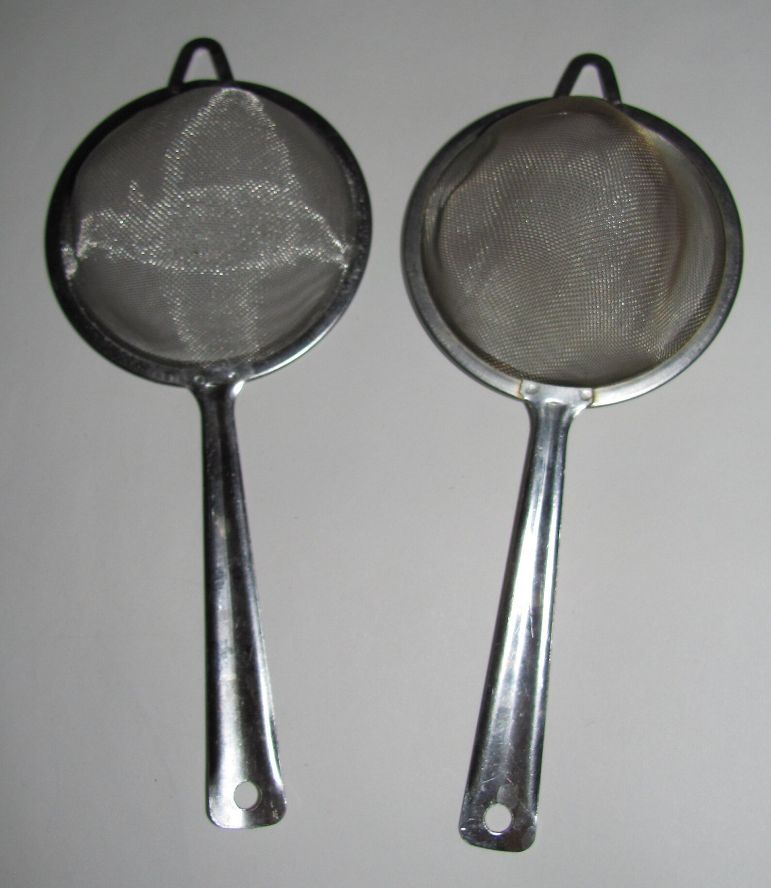 Vintage Lot of 2 7 1/4 Metal Handheld Sifters Strainers Etsy UK