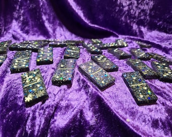 Multicolor Resin Domino Set – Glitter, Snowflakes & More