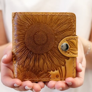 Personalized Sunflower Unique Leather Wallet Floral Wallet Moneyholder Slim Wallet Women Embossed Pattern Flower Custom