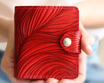 Personalized Leather Minimalist Wallet Women Red Slim Small Bifold Coin Pocket Credit Card Case Dunes Embossed Pattern Custom