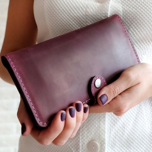 Portafoglio viola personalizzato da donna, portafoglio lungo per il terzo anniversario, regalo per il 60° compleanno, regalo per studenti universitari, grande