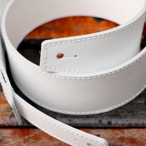 Personalized White Guitar Strap, Leather Guitar Strap, Electric Guitar Strap, Bass Guitar Straps, Acoustic Guitar Strap, Custom Guitar Strap image 2