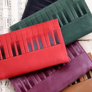 Carteras de piano, Cartera de cuero personalizada, Cartera bonita, Cartera con monograma, Cartera minimalista, Cartera con sobre para efectivo, Mi dulce piano, Regalo boho