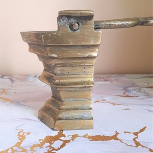 Old home fireplace accessory image 3