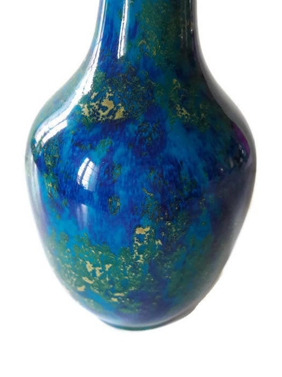 Petit Vase Antique à Long Cou Dans Les Tons Camaïeu Bleu Vert - Fabrication Française Maison Décorat