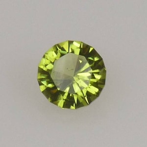 USA cut Peridot Faceted gemstone Natural Peridot San Carlos reservation loose Peridot jewelry focal stone Chrysolite gem Olivine gemstone