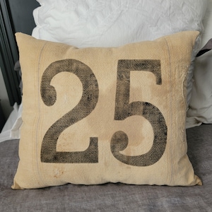 Vintage Grain Sack Stenciled Pillow w/ Fantastic Original Repairs/ 25 Pillow / 18&quot;x15&quot; Primitive Farmhouse / Christmas