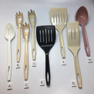 Spatula Spoon Kitchen Utensils Vintage USA King Kraft Tailor Made Plastic D2 Foley Ekco