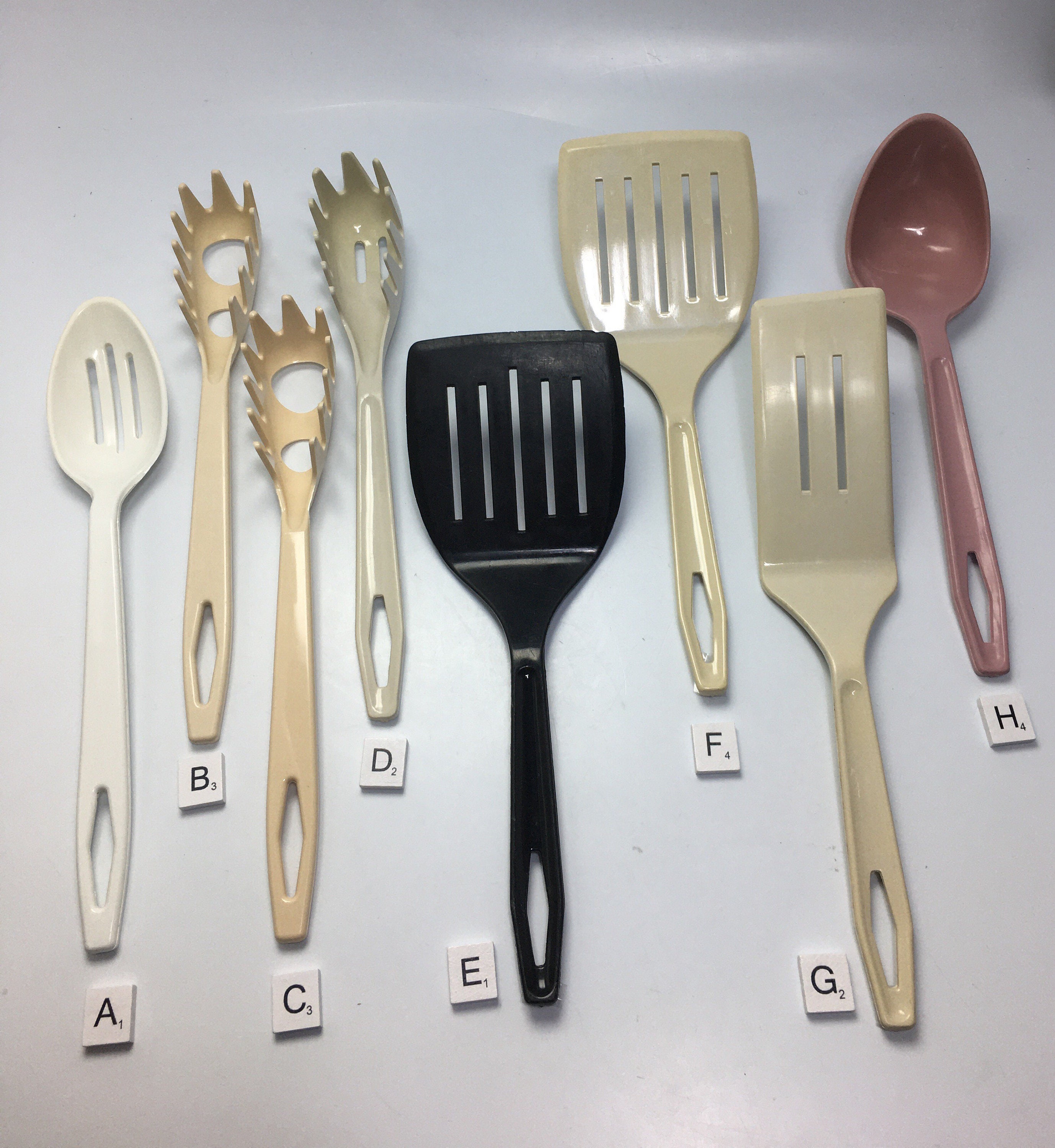 Assorted Vintage Nylon Cooking Utensils Tupperware & Foley Kitchen Tools  Gadgets Flipper Spoons Salad/ Pasta Sporks Plastic Turners Scoops -   Denmark