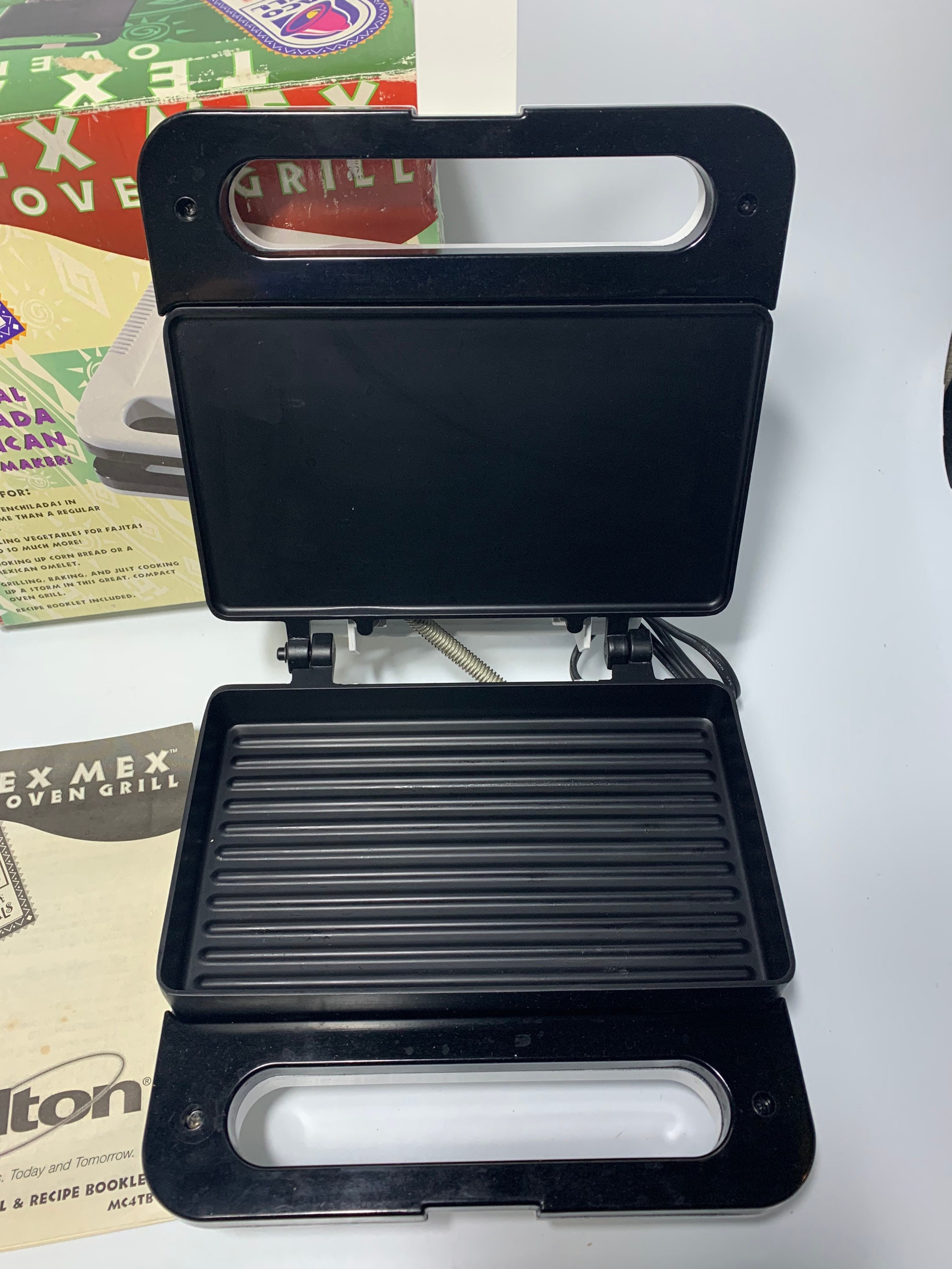 Salton Taco Bell Quesadilla Tex Mex Oven Grill Press Omelet Sandwich
