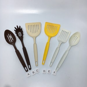 Ekco Vintage Kitchen Utensils USA Nylon Plastic Spatula Slotted Spoon Spaghetti Fork Yellow Brown White Tan Beige
