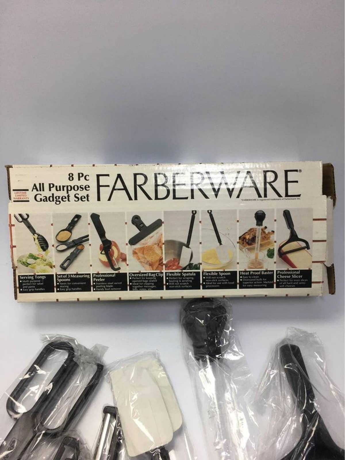 Farberware Professional Bag Clips, Set of 6 - 6 bag clips