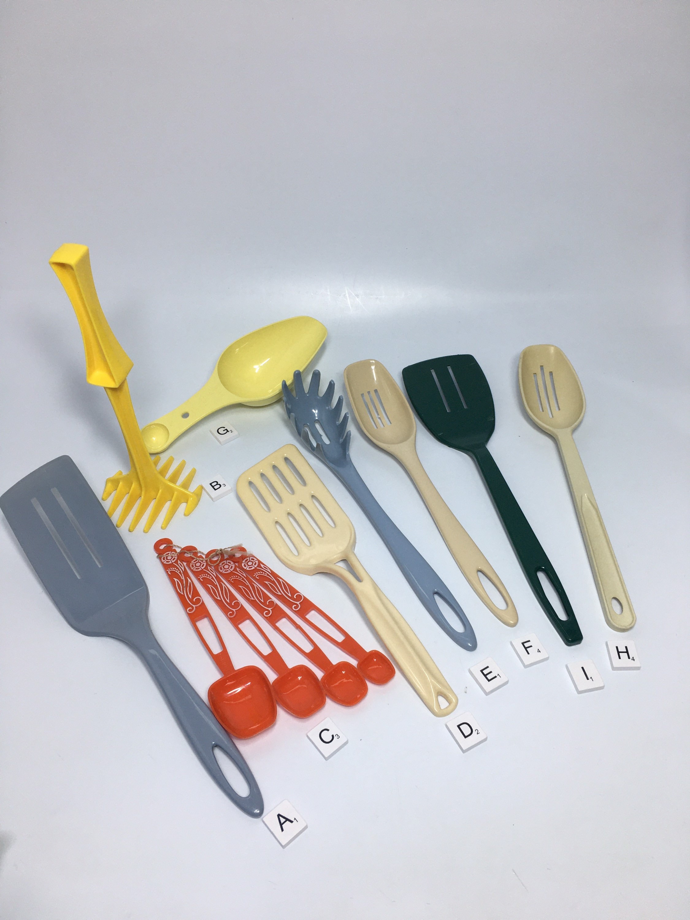 Kitchen Utensils Vintage USA Orange Measuring Spoons Yellow Potato Blue  Spatula Masher Ensar Corp Action Tailor Made 