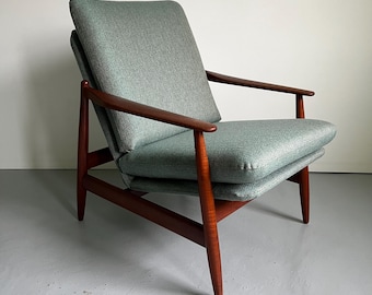 Poltrona lounge danese in teak degli anni '60: modello 350 di Poul Volther, poltrona in stile Mid-Century Modern.
