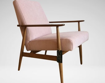 Restaurierter Vintage Sessel Typ 300-190 von H. Lis 1960, Polen, Retro Mid Century Neu bezogener Sessel in Blush Pink Fabric, Custom Order