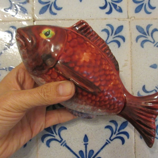 PORTUGUESE VINTAGE - Glazed ceramic small Fish Covered Dish - Made in Caldas da Rainha, Portugal - 1970s