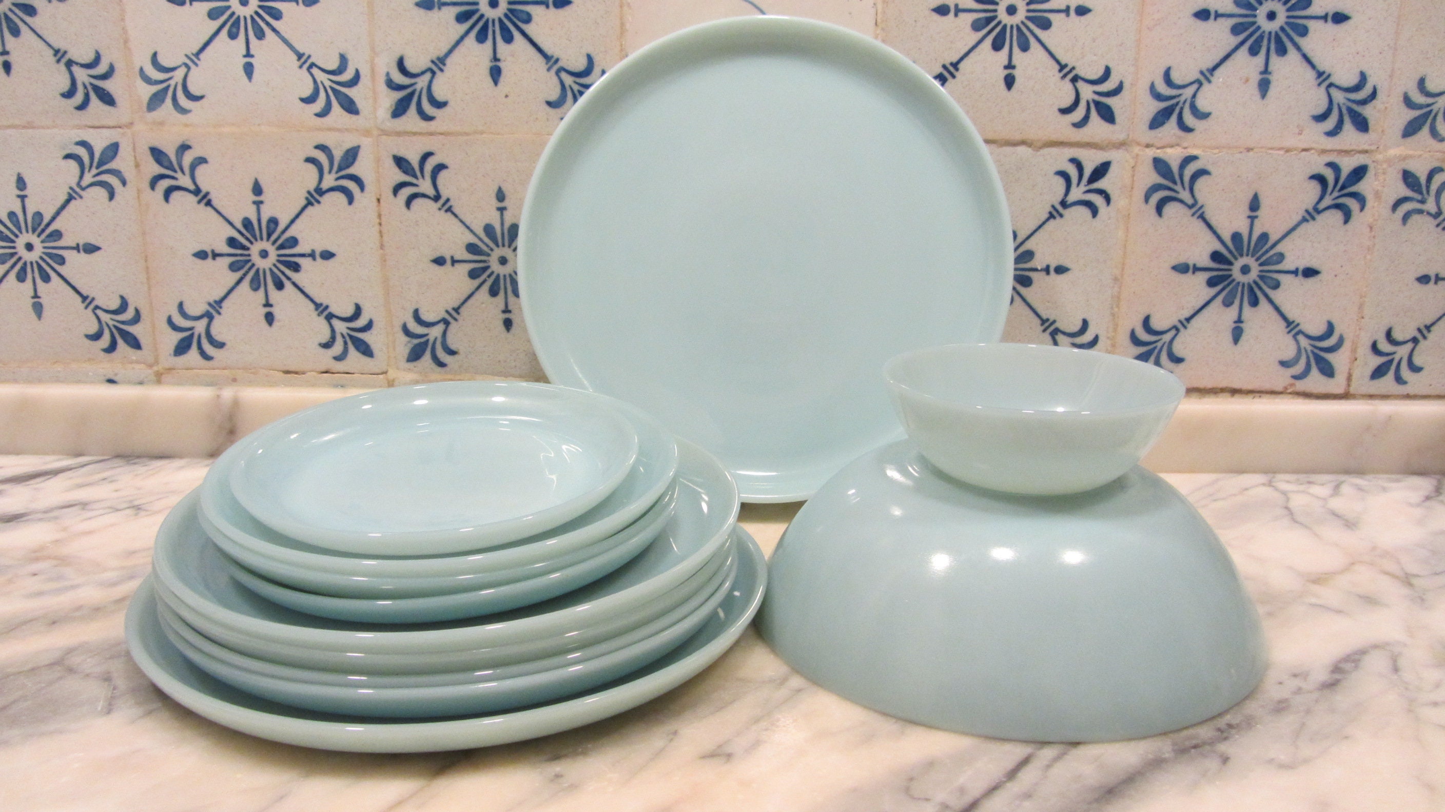 美品！にわとり グリーン☆ミルクガラスの置物 usa Vintage FEDERAL Milk GLASS MIXING BOWL ATOMIC Lime Green