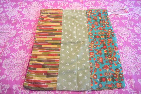 Drawstring bag - Vintage handmade patchwork fabri… - image 1