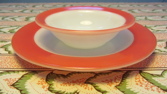 Vintage Pyrex Milk Glass 10" Dinner Plate w Color Band Lime or Coral 
