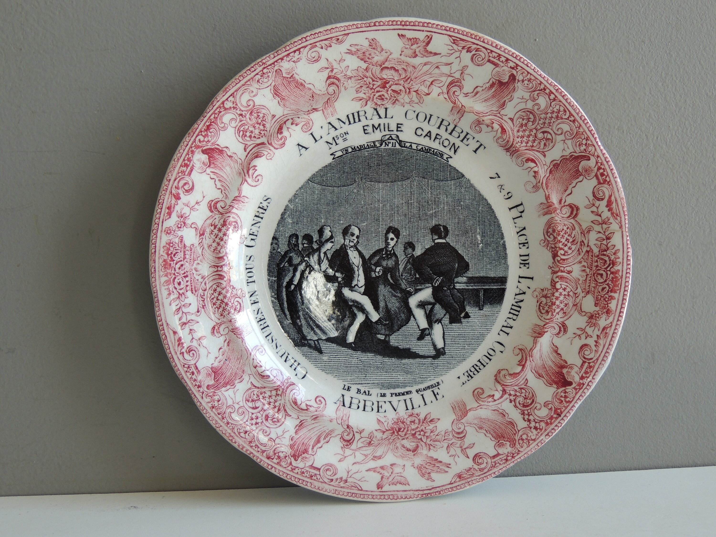 Rare Ancienne Assiette Parlante Publicitaire d'un Magasin de Chaussures à Abbeville/Faïence Porcelai