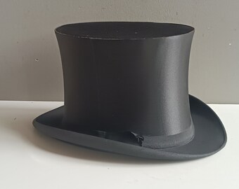 Incantevole e autentico vecchio cappello a cilindro in feltro nero, vintage in condizioni del 1900 +++