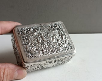 Splendido portagioie in argento massiccio decorato con putti cherubini / scatola vittoriana