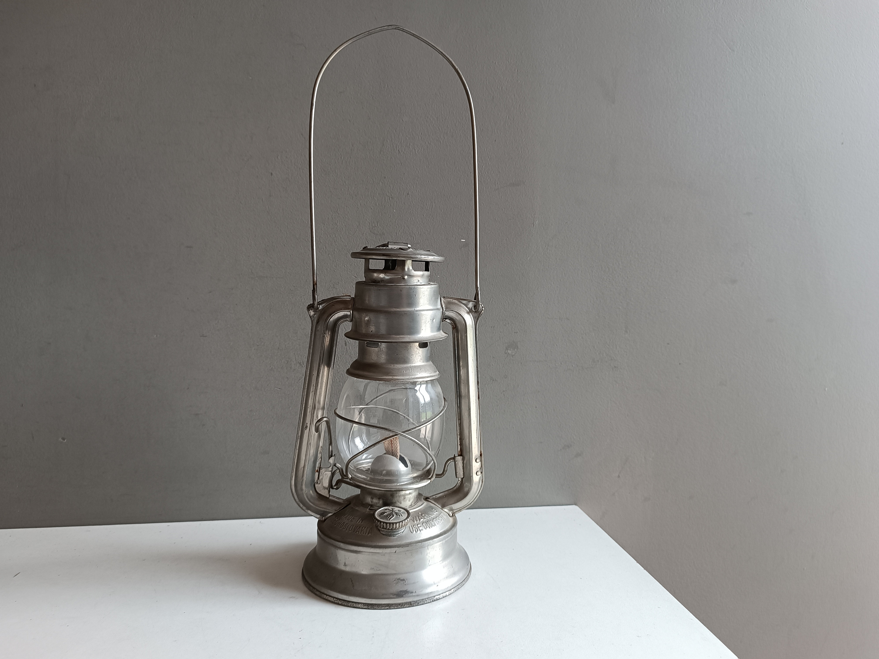 Lampe chauffe-plat bougeoir lampadaire métal vintage Ø25cm  H57.5cm-06092