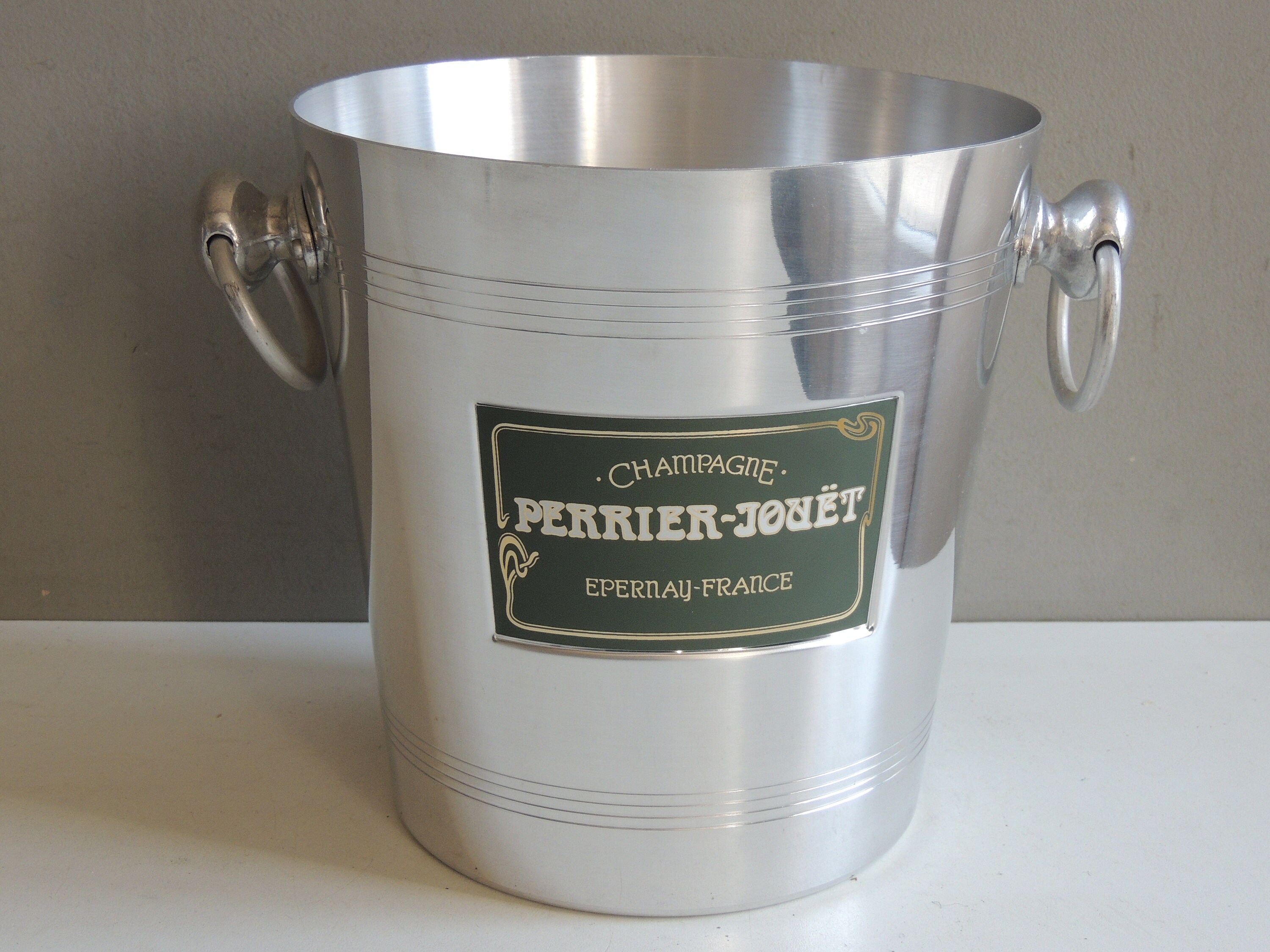 Seau à Champagne Perrier-Jouët Vintage en Aluminium/Seau Glace Epernay Mint Condition