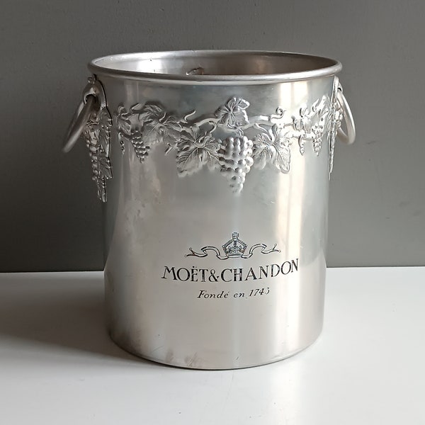 French vintage Champagne bucket cooler Moet & Chandon Argit hammered aluminium grapes decor / ice bucket / made in France