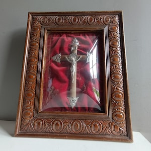 Antique French religious carved wood frame with crucifix Christ Jesus on cross under convex glass 1900 / wall devotion vintage