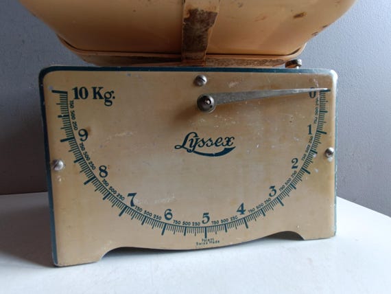 Vintage Kitchen Scales Lyssex Patent Swiss Made / Balance