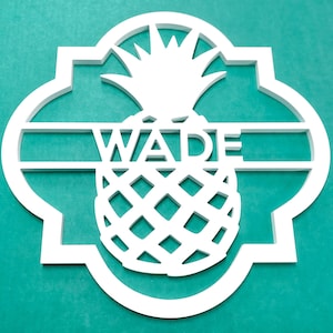 Personalized Pineapple Door Hanger: Weatherproof Coastal Home Decor