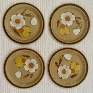 Hearthside, gres resistente al horno pintado a mano, cuatro platos de cornejo japonés