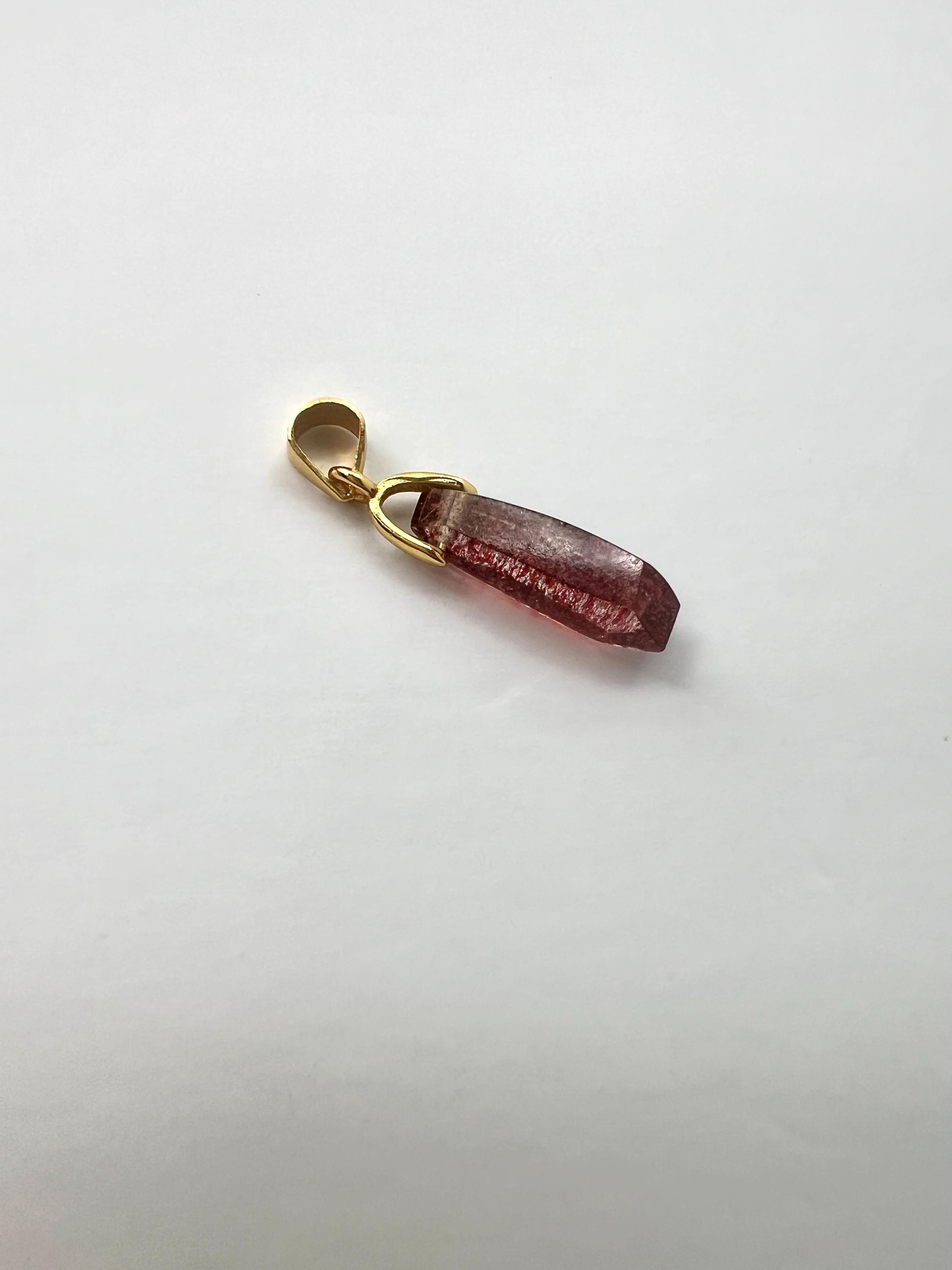 ストロベリークォーツチャーム - Etsy 日本