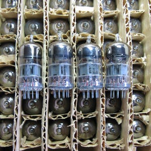 4pcs 6N2P 6N2 NEW Voskhod (rocket logo) same date 1980&#39;s double triode tubes NOS Rare