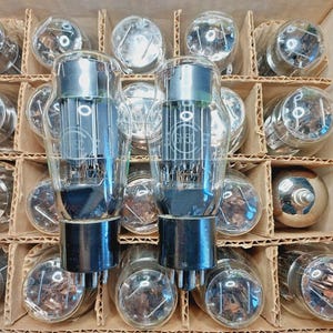 2x 6N5S / 6N13S / 6AS7G / 6H5C / 6H13C Svetlana 1963 NUOVE valvole NOS