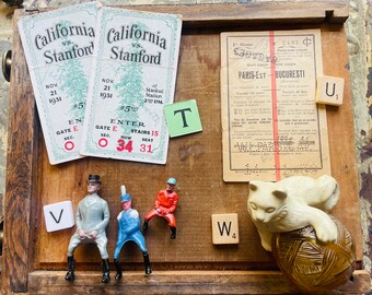 US junk drawer／アメリカのヴィンテージ小物 Shop My Vintage Junk Drawer Toys Trinkets Treasures Choice of Old