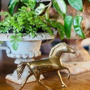Vintage Brass Horse Figurine Decoration Metal Home Decor Equestrian