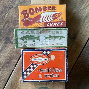 ccb company lures tin fishing sign The Creek Chub Bait Co. metal Vintage CCB Co Pikie Fishing