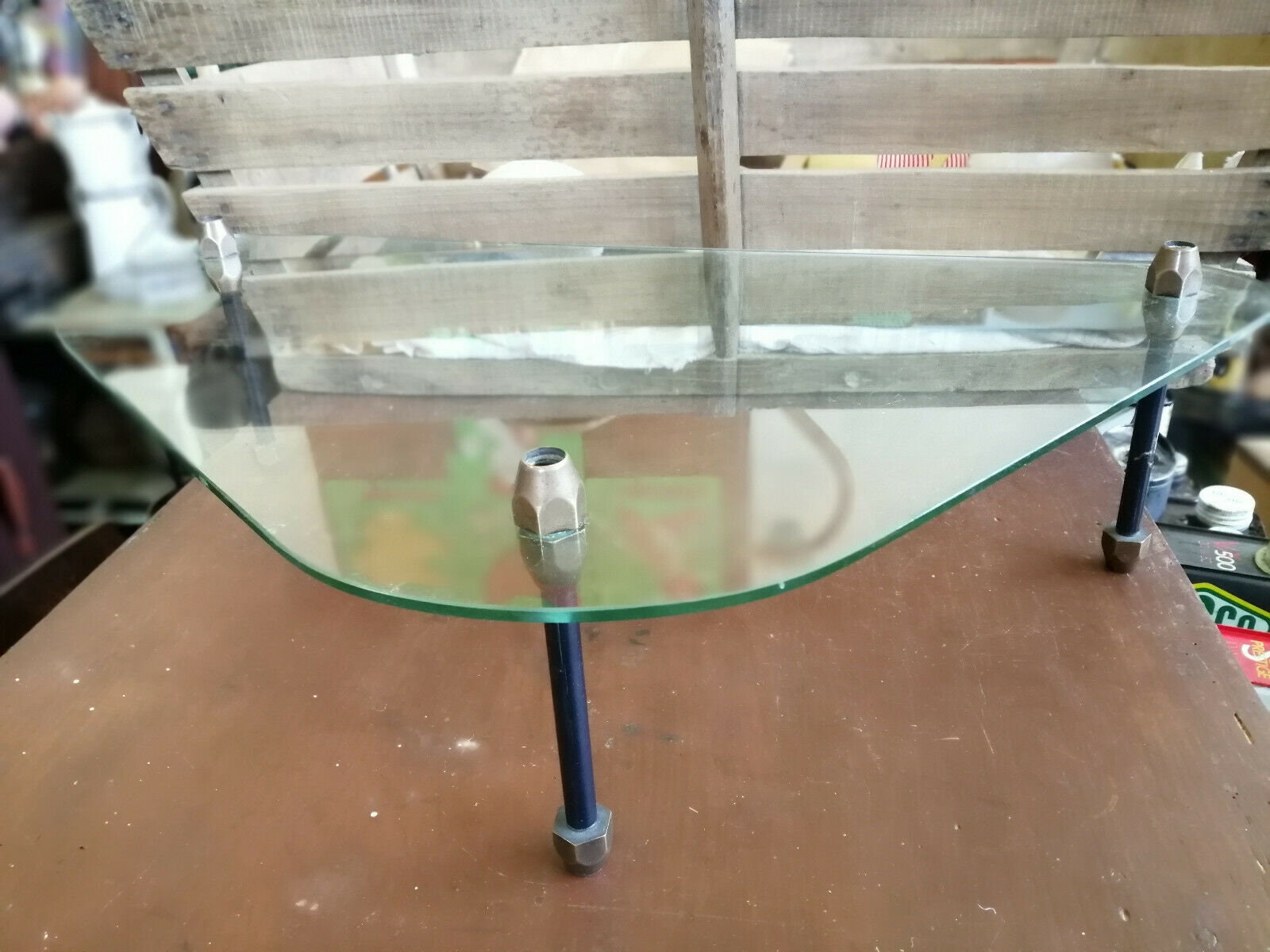 Vintage Ancien Présentoir Magasin en Verre Métal Laiton 1960 Forme Libre