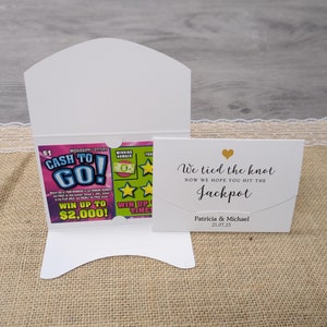 Porta tarjetas rasca y gana. Recuerdo de boda. Sobre para billetes de lotería. Recuerdo personalizado. Nos casamos. Porta tarjetas rasca y gana. Sobre para rascar.