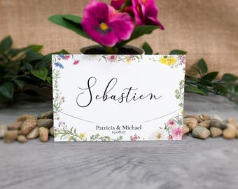 Personalised scratch card place name wallets