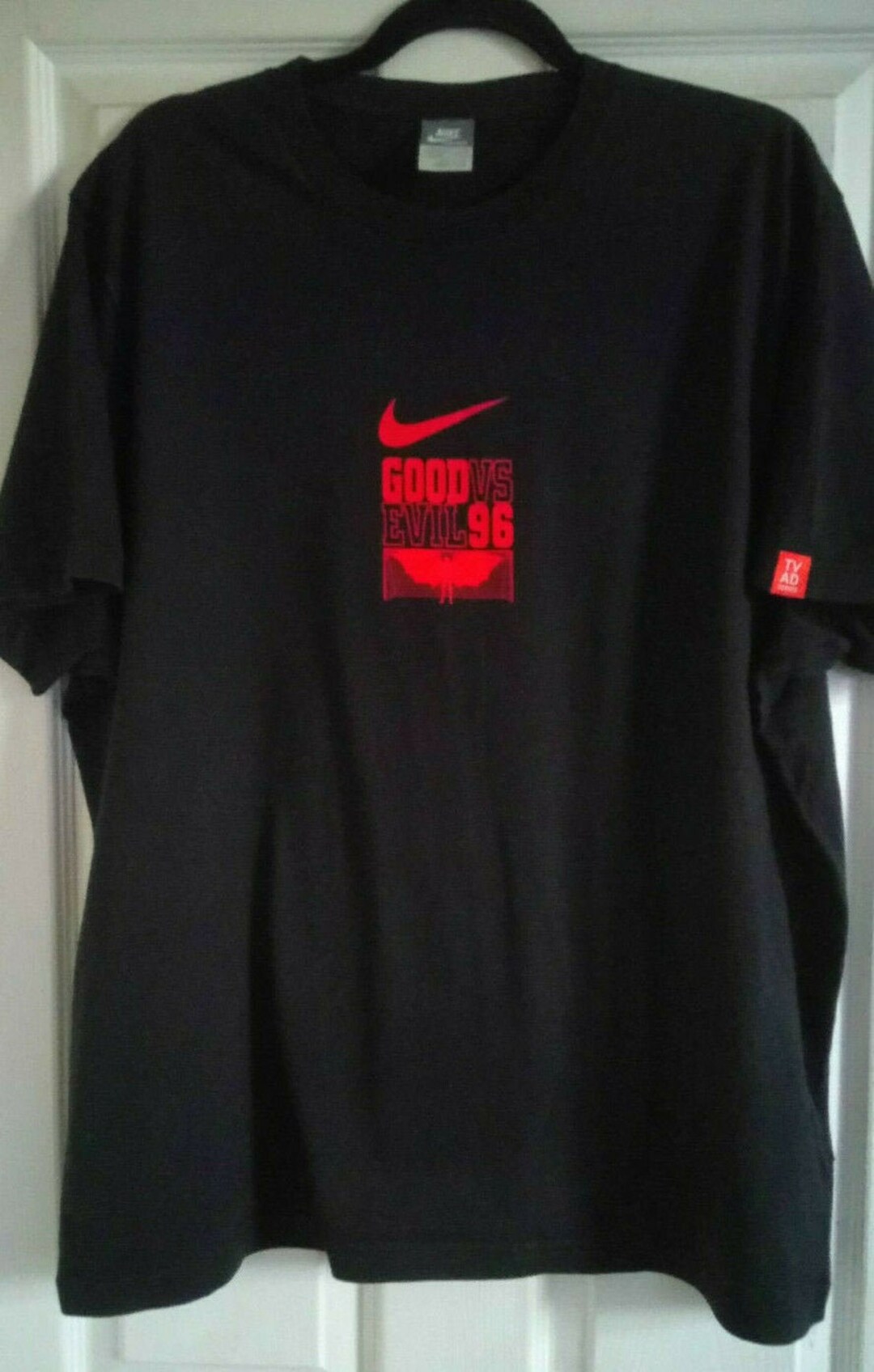 Mens Vintage Nike Good Vs Evil 96 Au Revoir 7 Eric Cantona Black T