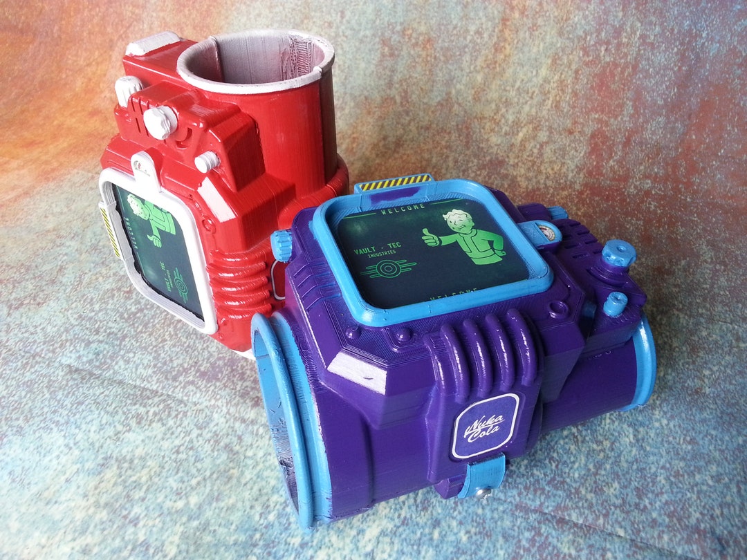 Fallout 4 Pip Boy Edition 塗装品 Fallout 4 Pip-Boy from the Collector's Edition with Case and
