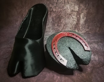 Black Satire Hoof Shoes for Fantasy Cosplay - 3D Printed Hooves - Cosplay Satire Hooves - Elf Hooves Wearable