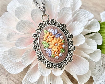 Orange Daisies Embroidered Necklace, Oval Pendant, Flower Necklace, Rustic Elegance, Embroidered Pendant, Flower Pendant, Daisy Necklace