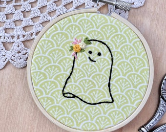 Lime Tropical Ghost Embroidery Hoop Art, Halloween Decor, Modern Halloween, Cute Ghost, Ghost With Flowers, Floral Ghost, Cute Halloween