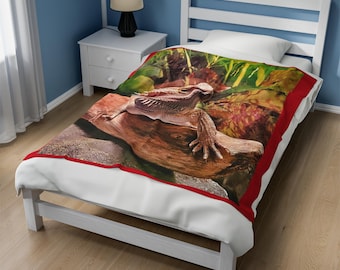 Bearded Dragon Velveteen Plush Blanket - Australian Lizard Fleece Throw, Reptile Photo Bedding, Cozy Reversible Cover, Gift for Animal