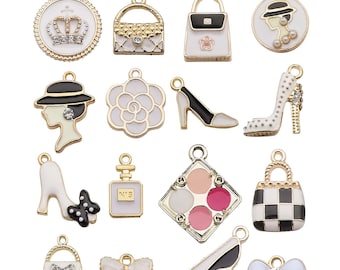 10/16 piezas de dijes de aleación de esmalte blanco para mujer, con diseño de bolso, lápiz labial y tacones altos, para hacer pulseras, collares y joyas.